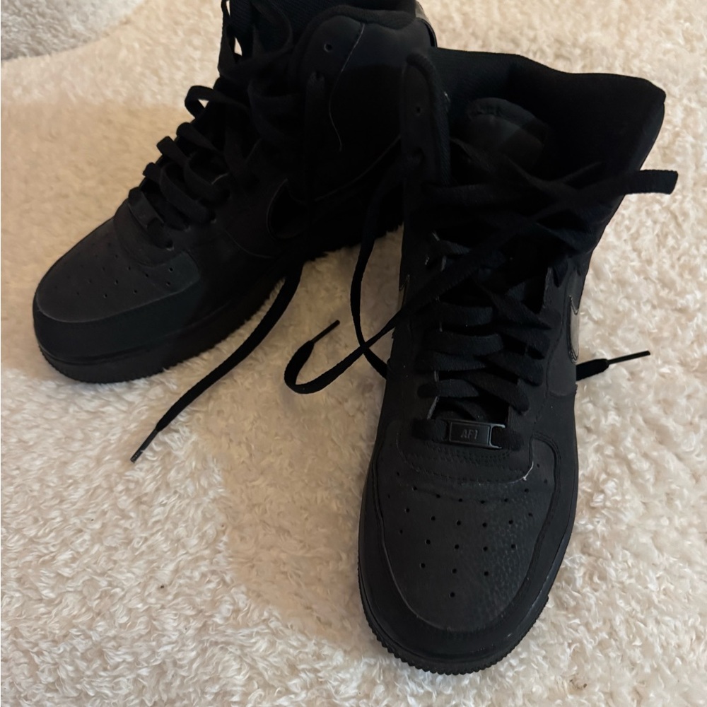 Kids Nike Black High-Top Sneakers